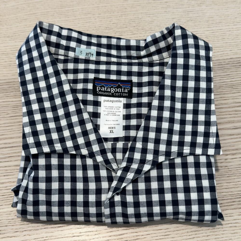 Patagonia Mens Bollocks SS Button Camp Shirt Size XL Navy Casual Western Collar